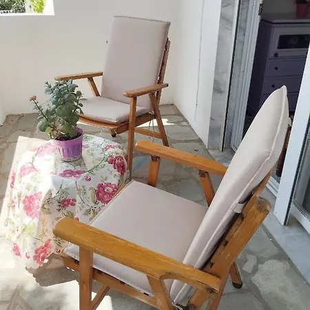 La Maison Bleue Dioniszíu-part