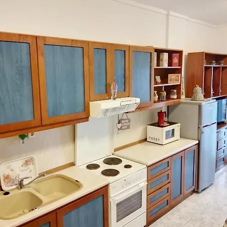 La Maison Bleue * Paralia Dionysiou